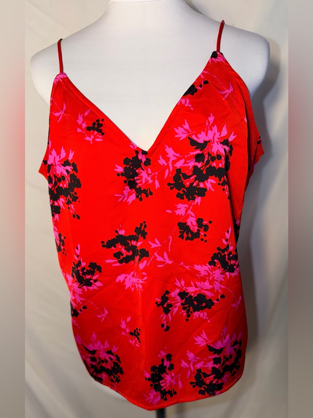 A New Day vibrant red v-neck camisole top